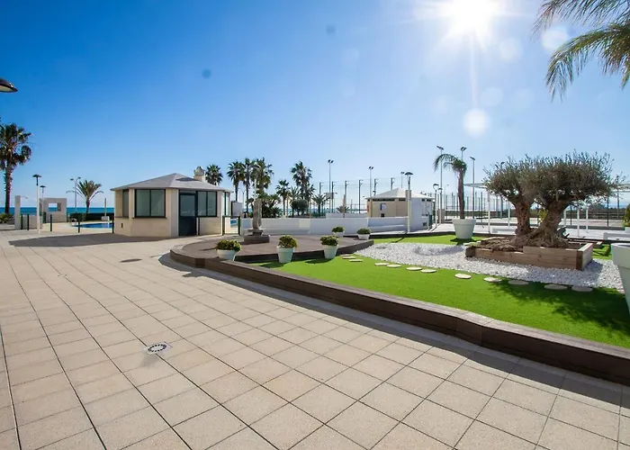 13 Espacio Sobre Mar * Cullera